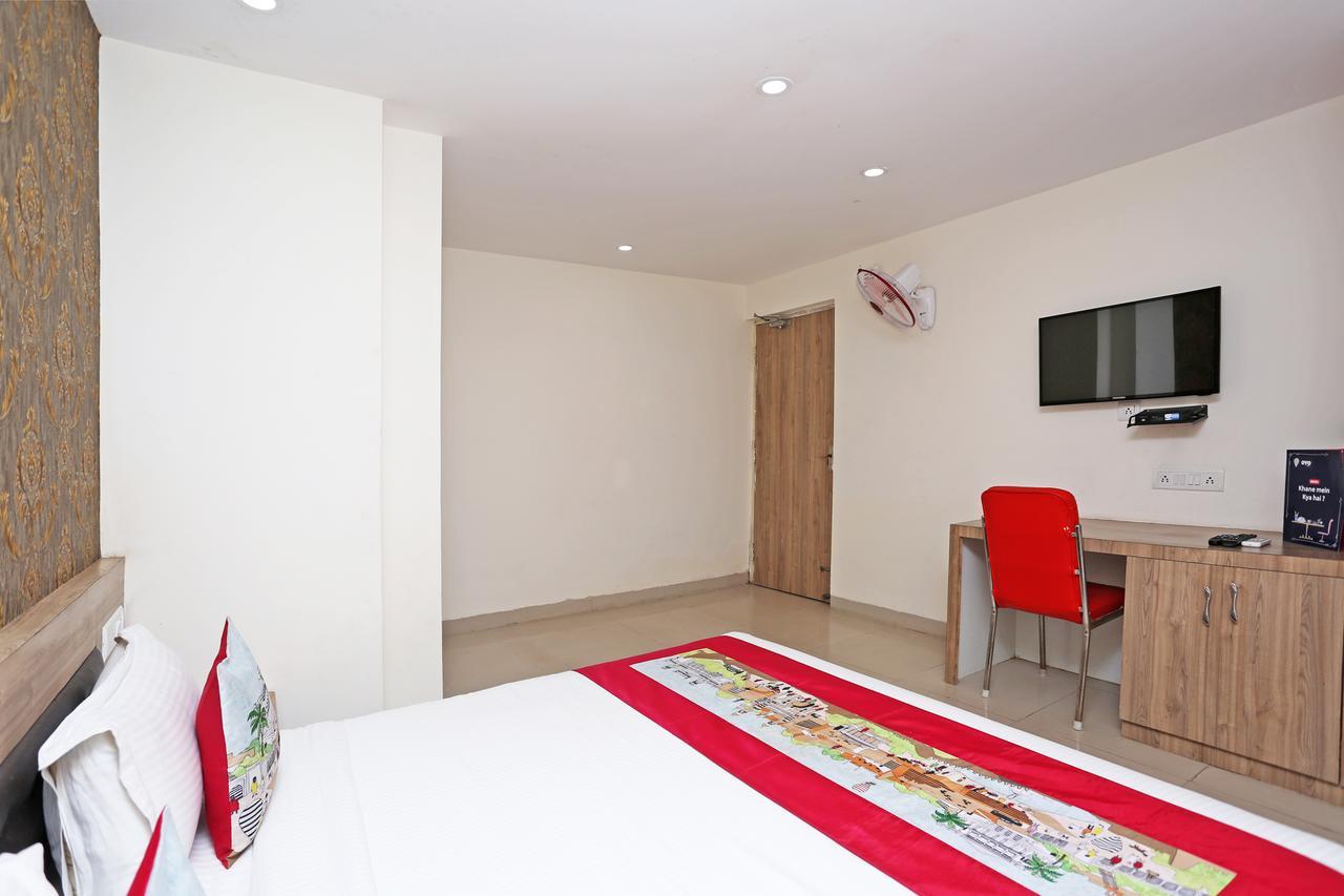 פאטנה Oyo 8226 Rd Inn מראה חיצוני תמונה